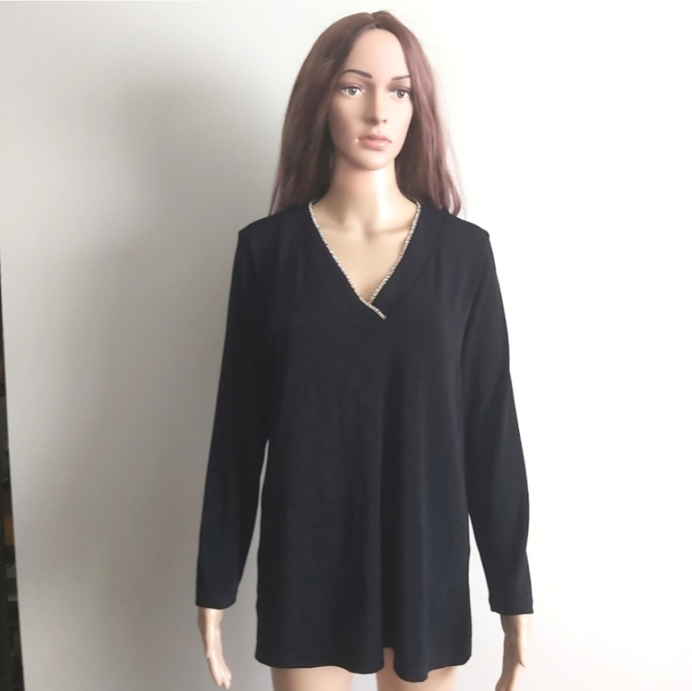 Chico's sweater top size 14 black v neck long sleeves  rhinestones embellished
